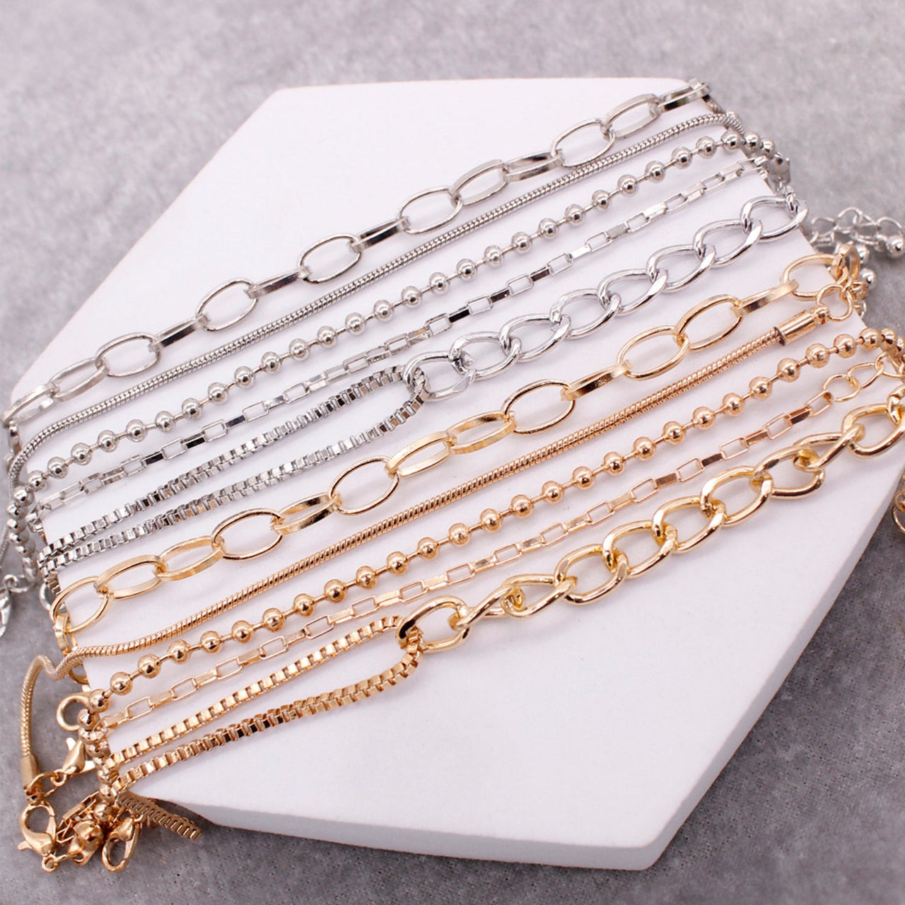 LAYERED BRACELET SET