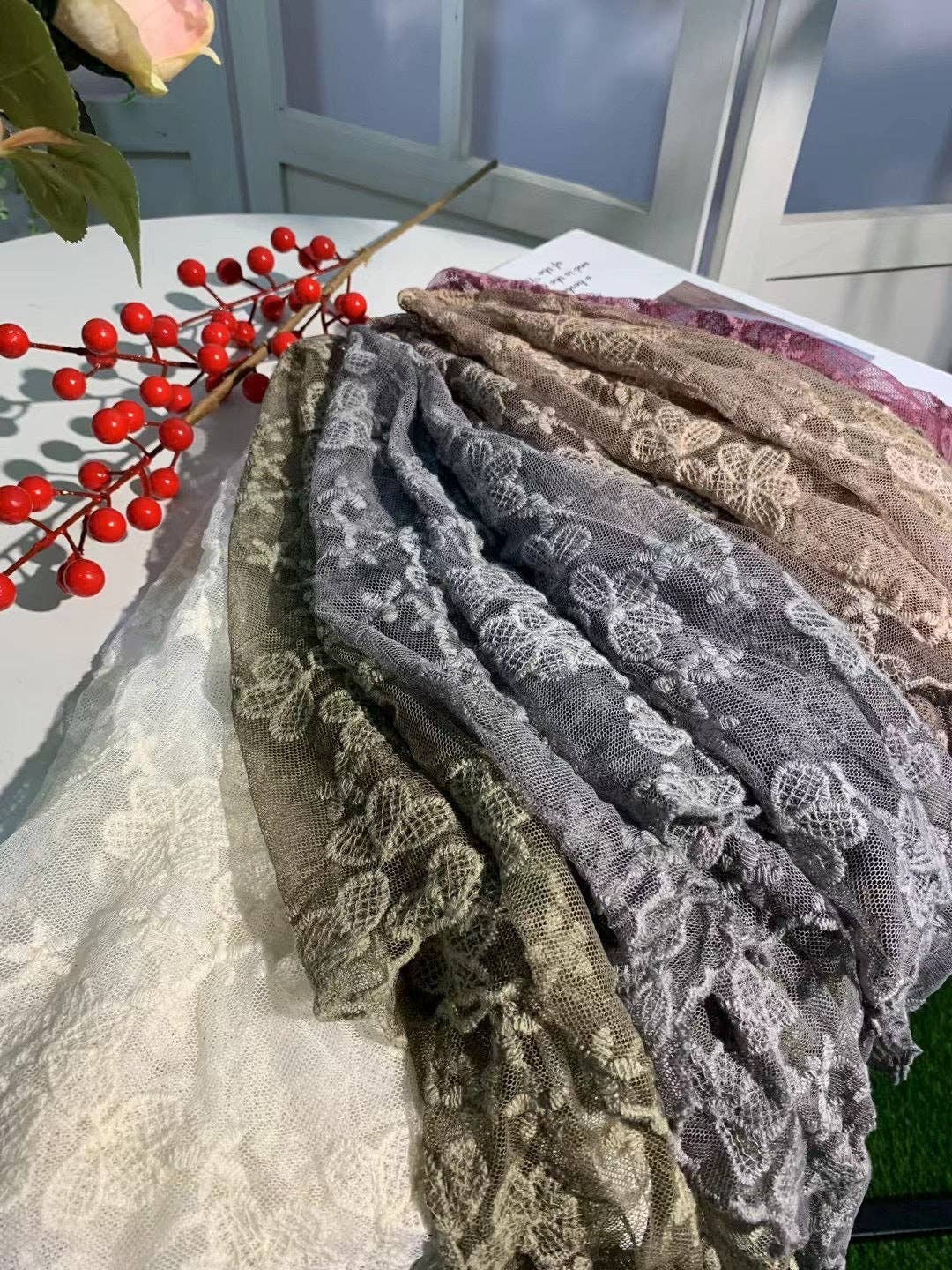 Romance Novel Heroine Blossom Embroidered Floral Lace Small Shawl